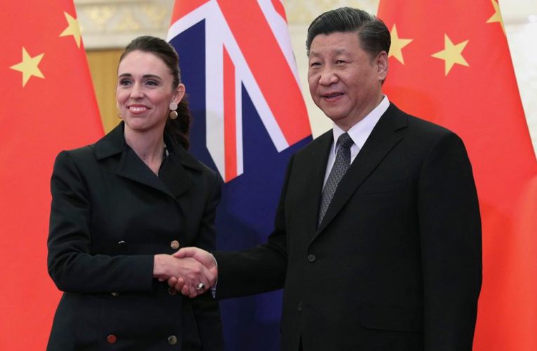 中国称杰辛达·阿德恩对北约的评论是“误导性的指控”，“无助于双方关系”
