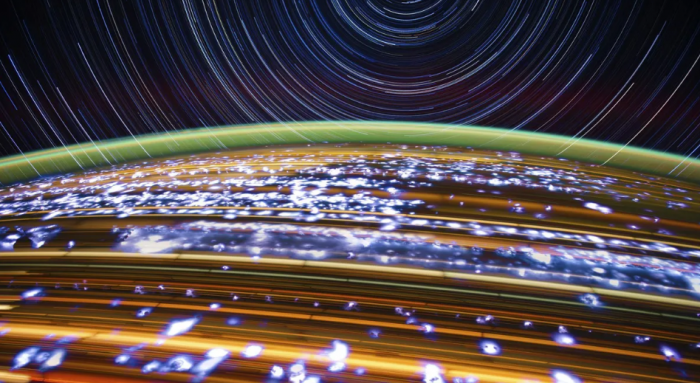 NASA宇航员从国际空间站拍到的令人惊叹的星轨图