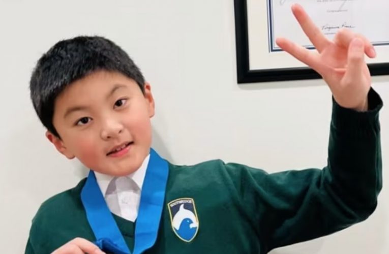 厉害了！8岁华裔小学霸成全球最聪明的学生之一
